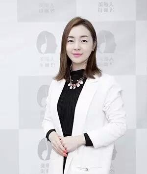 南川金佳玭 美容协会会长